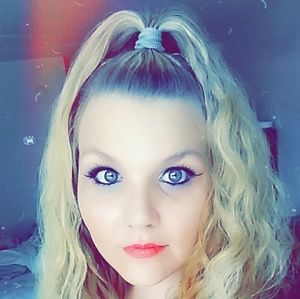 Meet your Posher, Leann